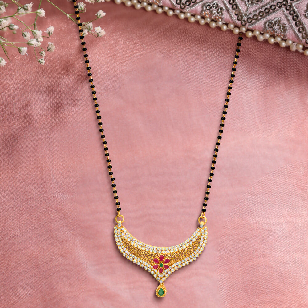 Ruby emerald shop necklace tanishq