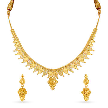 Enchanting Yellow Gold Floral Necklace and Earrings Set