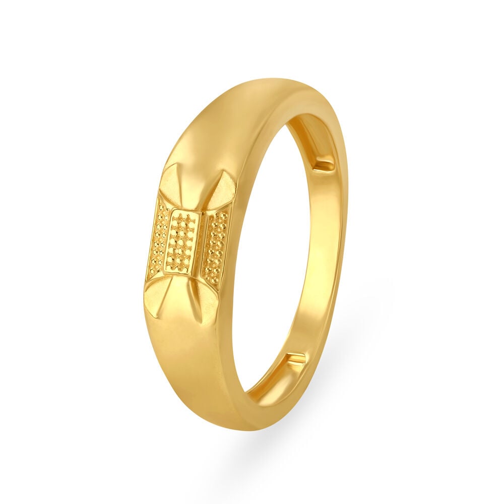 Fancy Glossy Gold and Diamond Finger Ring