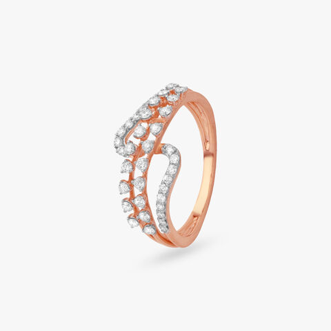 Elegant Sweep Diamond Ring