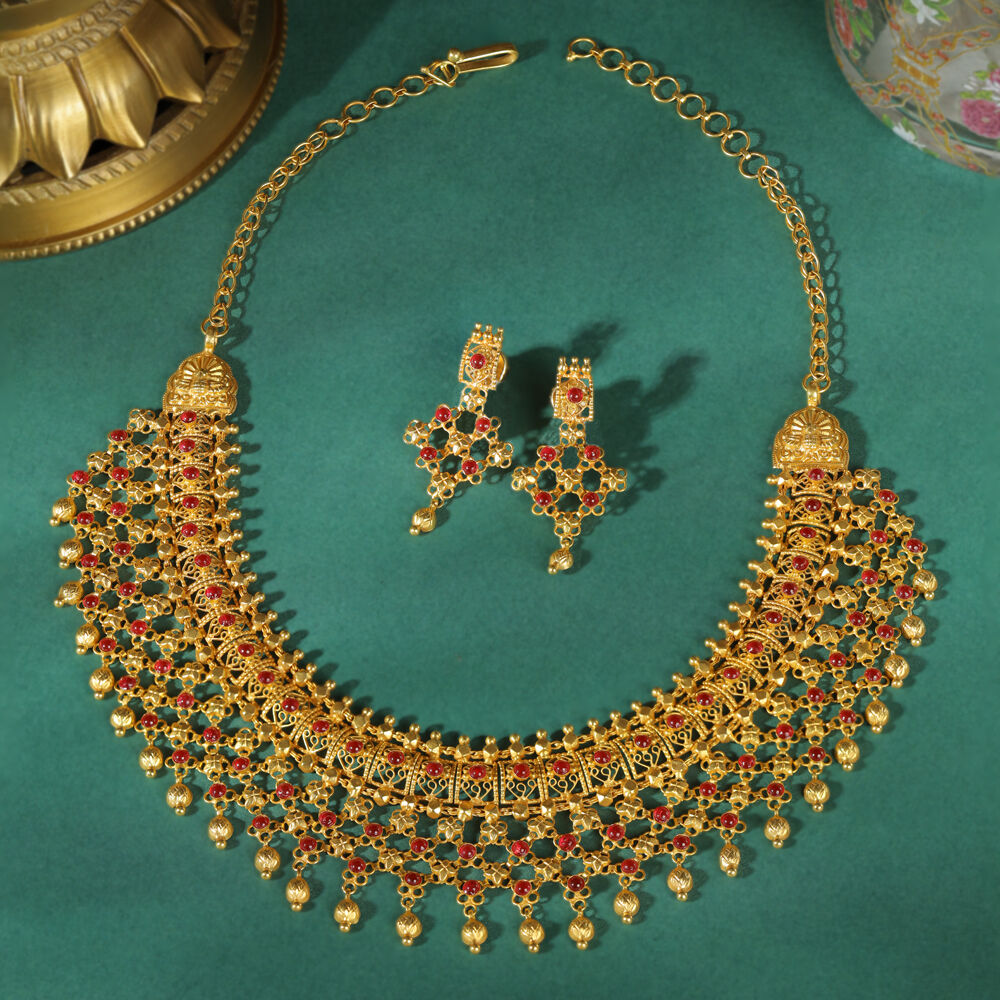 Choker necklace gold tanishq with price discount