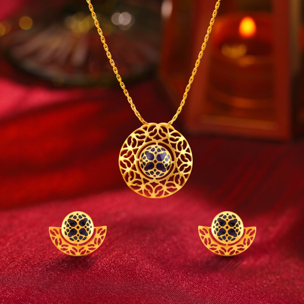 22k gold deals pendant sets tanishq