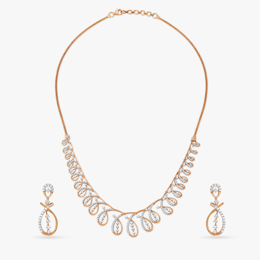 Diamond necklace set best sale in tanishq