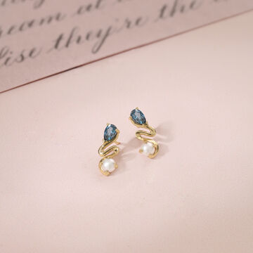 Toi Moi Pear Studs