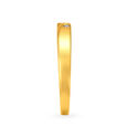 Elegant Minimalistic Diamond Ring 3