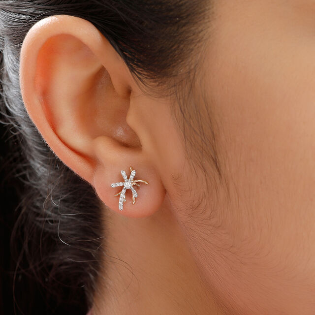 18KT Yellow and White Gold Dazzling Floral Stud Earrings 2