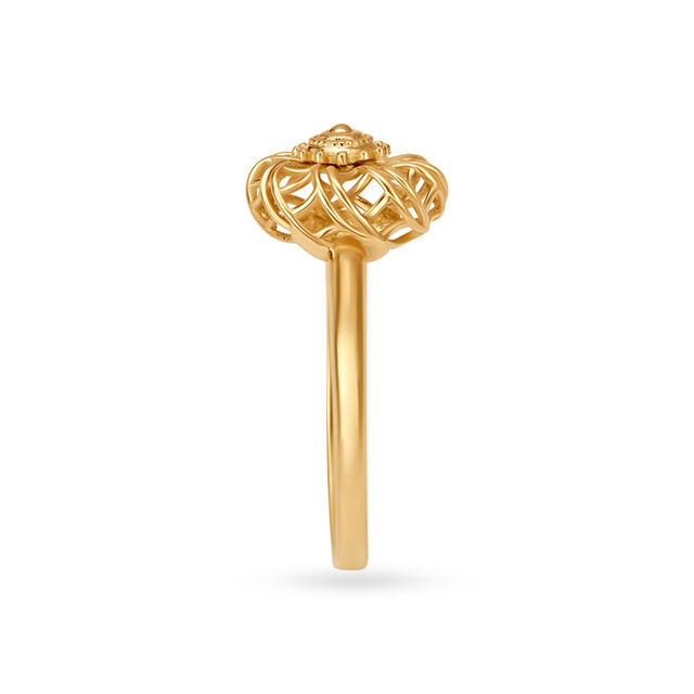 Enchanting Gold Floral Ring 3