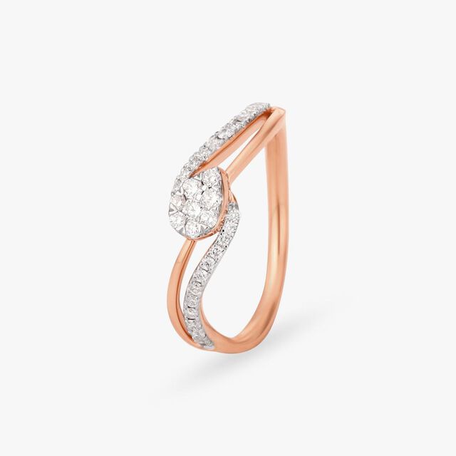Graceful Swirling Diamond Finger Ring 