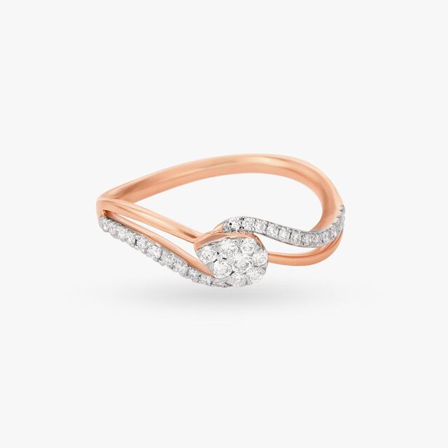 Graceful Swirling Diamond Finger Ring 2
