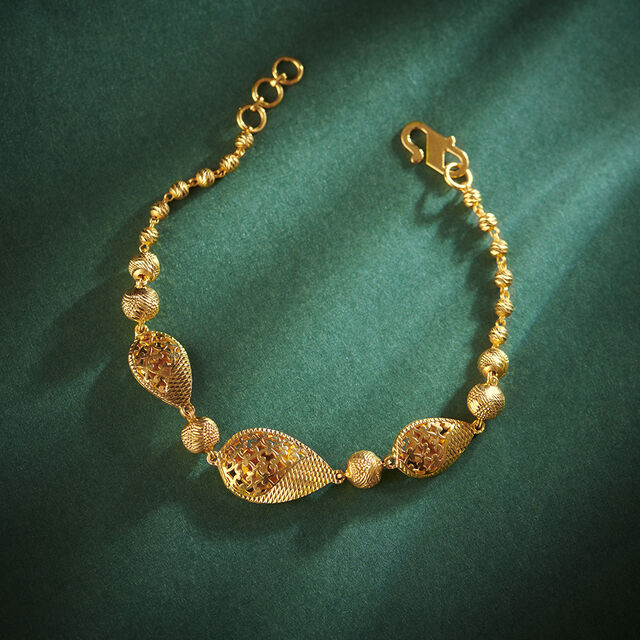 Intricate Leafy Bracelet 