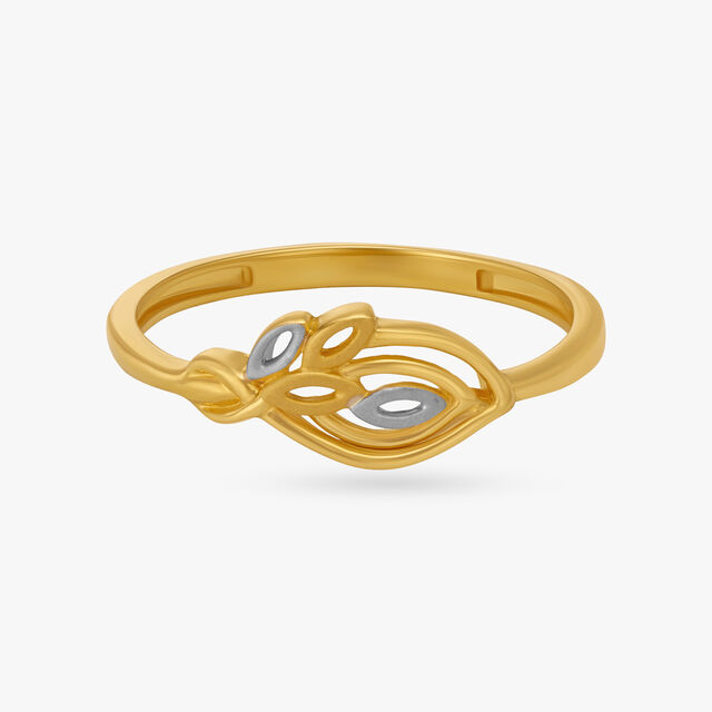 Classy Leaves Ring