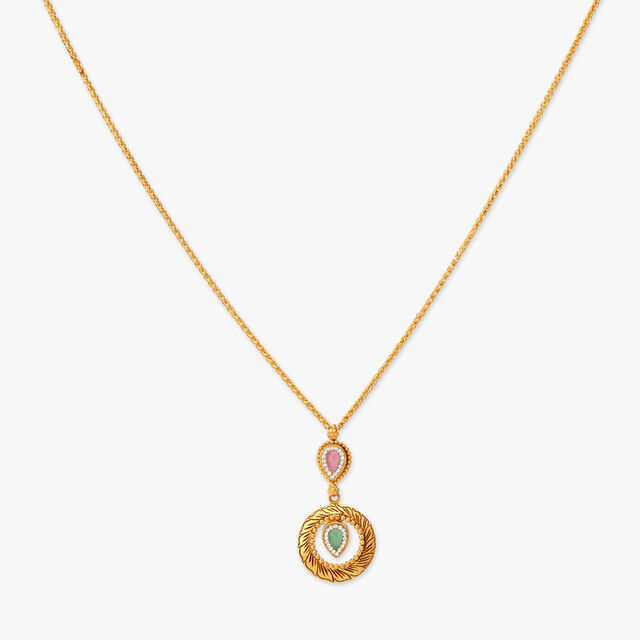 Teardrop Elegance Gold Pendant with Chain and Earrings 2