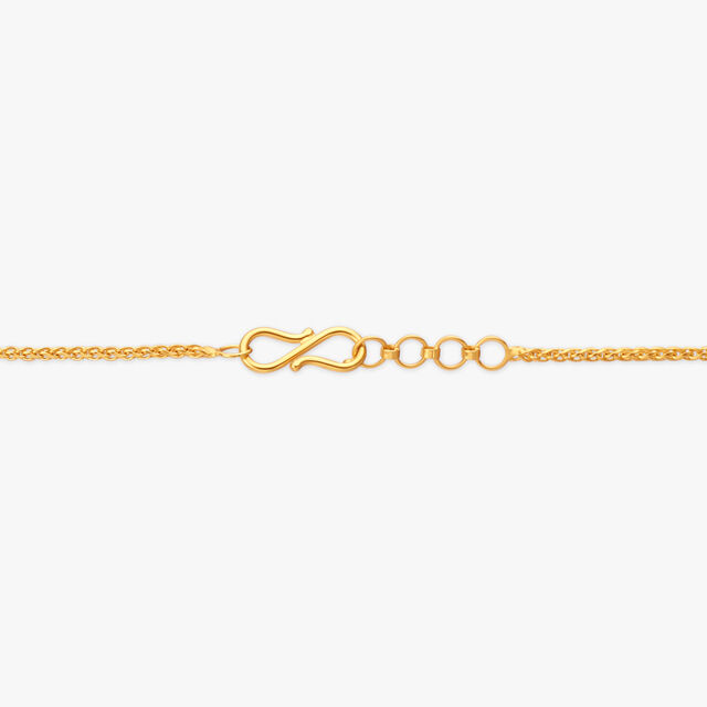 Teardrop Elegance Gold Pendant with Chain and Earrings 3
