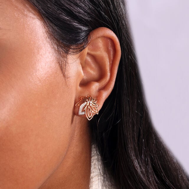 Flourishing Elegance Diamond 14KT Yellow Gold Stud Earrings 2