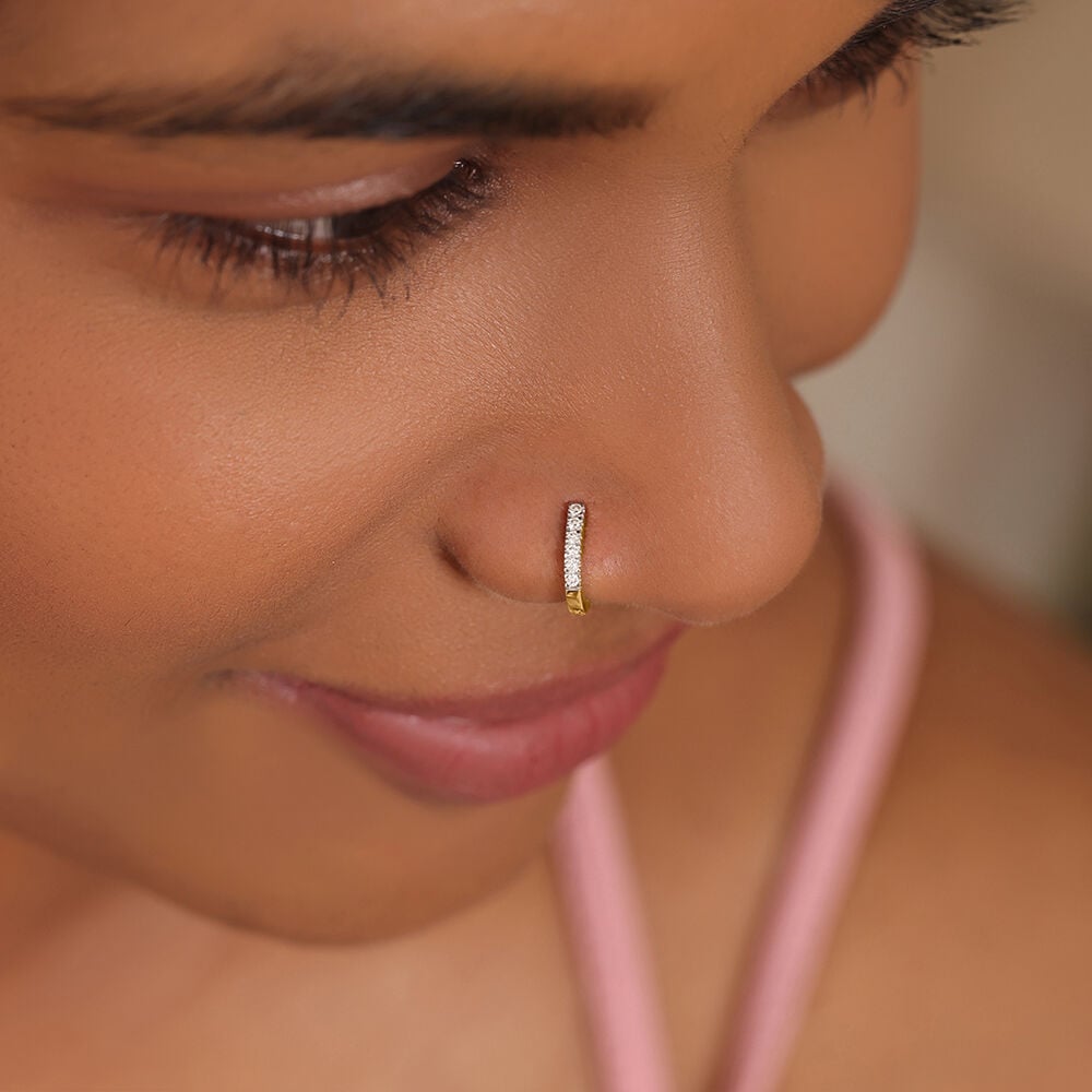 Buy 18KT Yellow Gold Diamond Nose Pin at Best Price Tanishq UAE