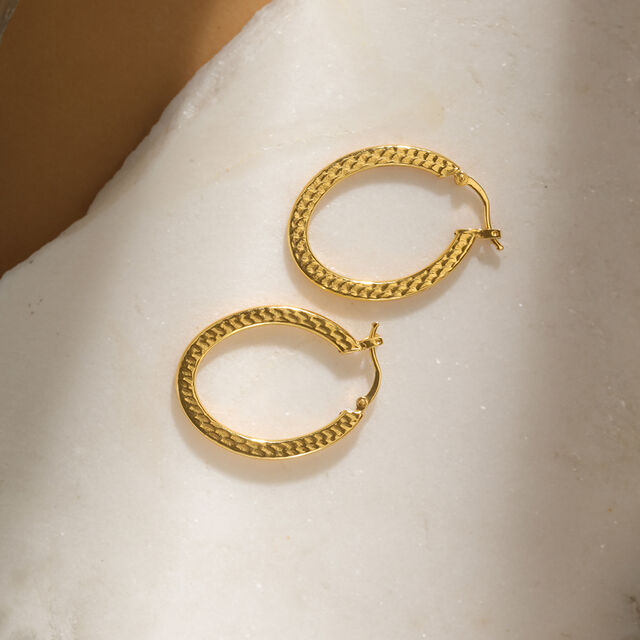 18KT Yellow Gold Stylish Classy Hoop Earrings 