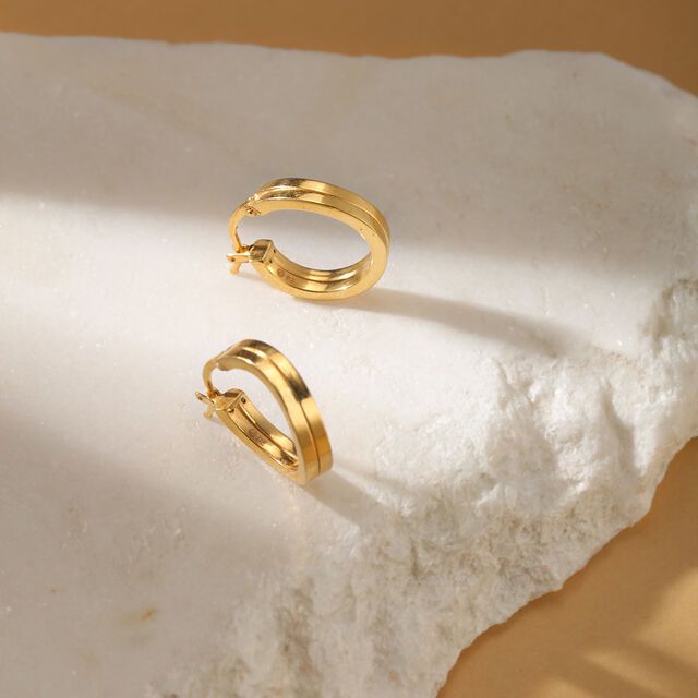 18KT Yellow Gold Subtle Glamorous Hoop Earrings 