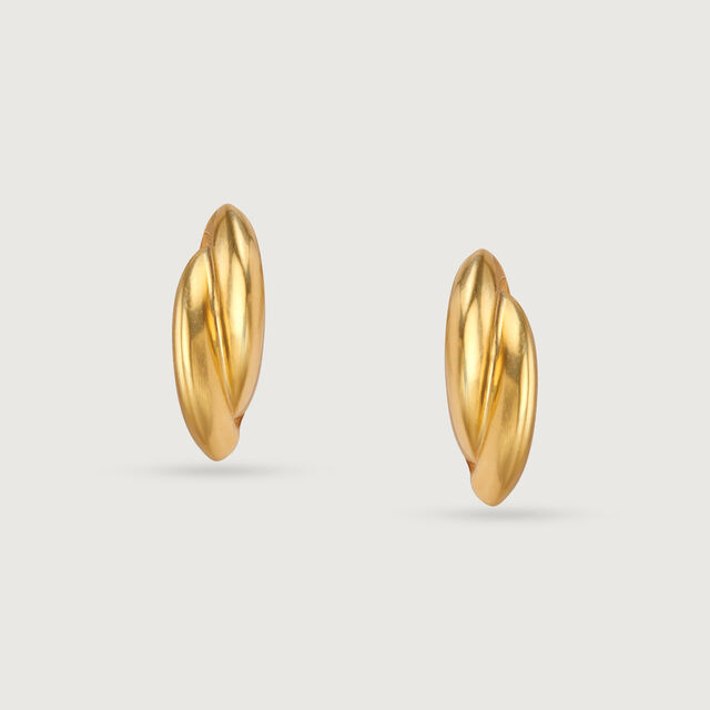 18KT Yellow Gold Sharp Stylish Stud Earrings 4