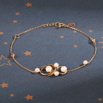 Moonlit Splendour 14KT Pearl Crescent Moon Bracelet
