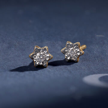 Twinkling Stars 18Kt Diamond Stud Earrings