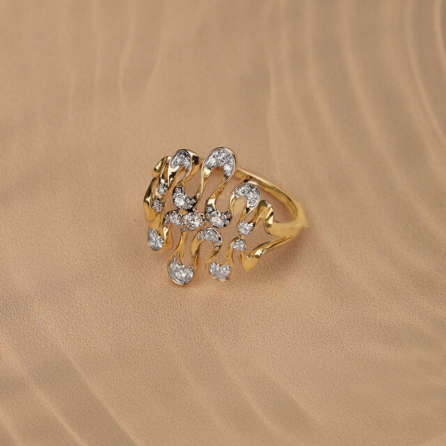 Twisting Tide 14 Kt Gold & Diamond Finger Ring 