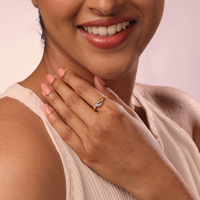 Wavelit Leaves 14 Kt Gold & Diamond Finger Ring 2