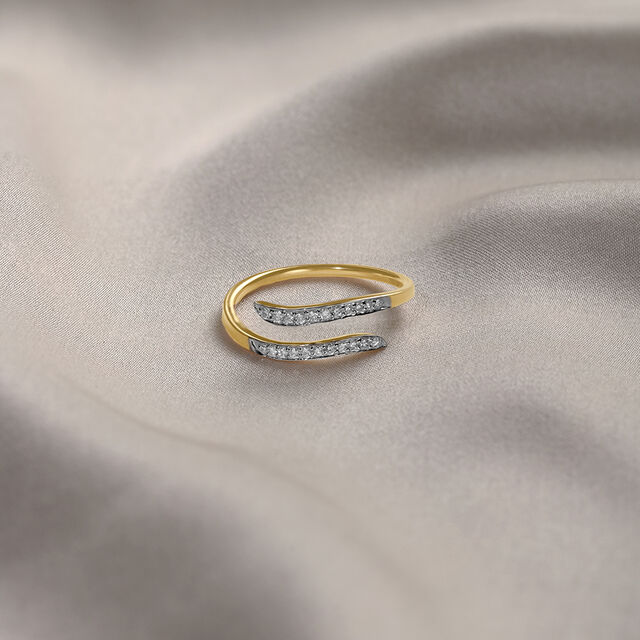 Golden Coiled 18 Kt Gold & Diamond Ring 