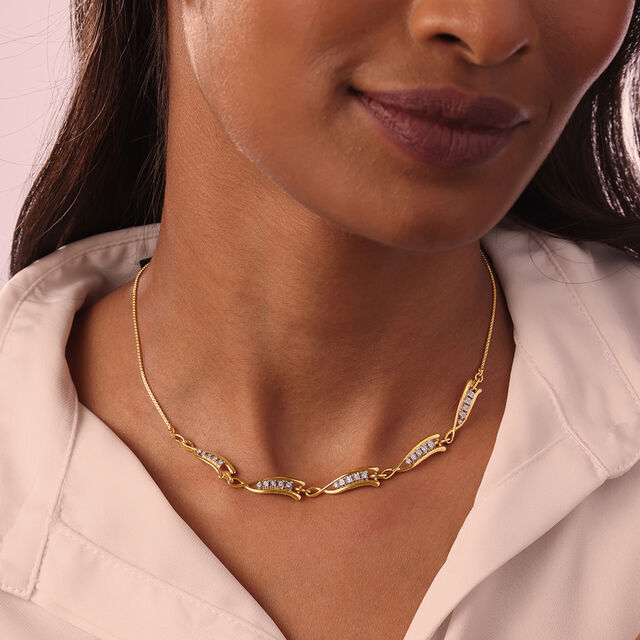 Elegant Rivulet 14 Kt Gold & Diamond Necklace 2