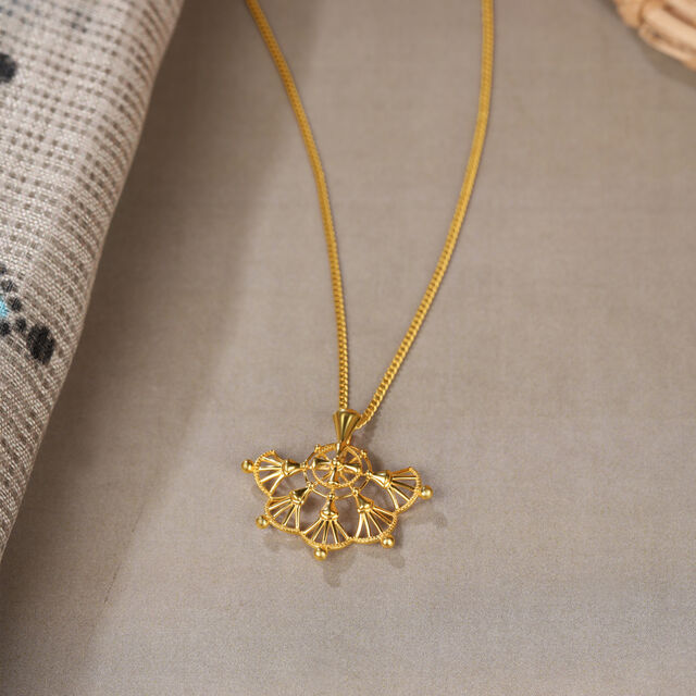 Tarpa Legacy 22KT Gold Pendant 