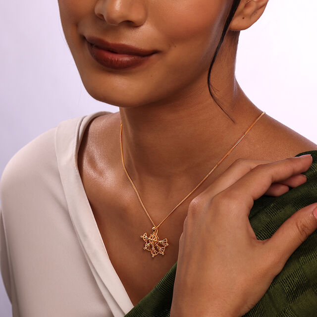 Tarpa Legacy 22KT Gold Pendant 2
