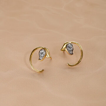 Chic Tulip 18 KTGold & Diamond Stud Earrings