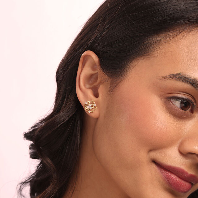 Blooming Radiance 14 Kt Gold & Diamond Stud Earrings