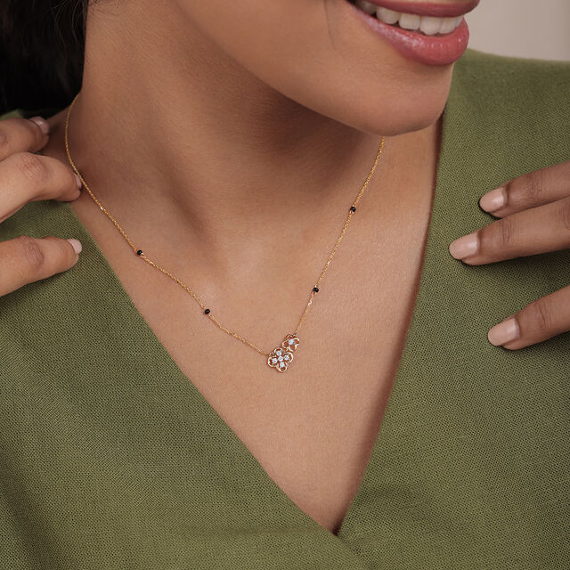 Love Knot 18 Kt Gold and Diamond Mangalsutra 2