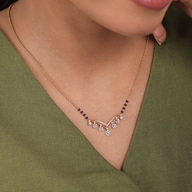 Blossom Beauty 18 Kt Gold and Diamond Mangalsutra 2