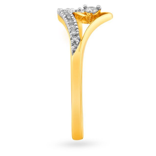 Romantic 18 Karat Yellow Gold And Diamond Heart Finger Ring 3