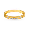 Stylish 18 Karat Gold And Diamond Studded Ring 2