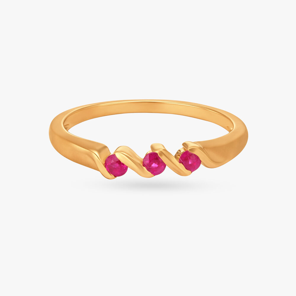 Buy Sleek Gold Finger Ring with Ruby at Best Price | Tanishq US