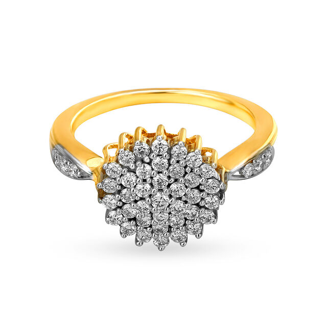 Shimmering 18 Karat Gold And Diamond Ring