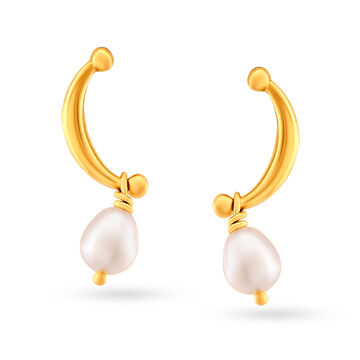 Charming Pearl Drop Earrings