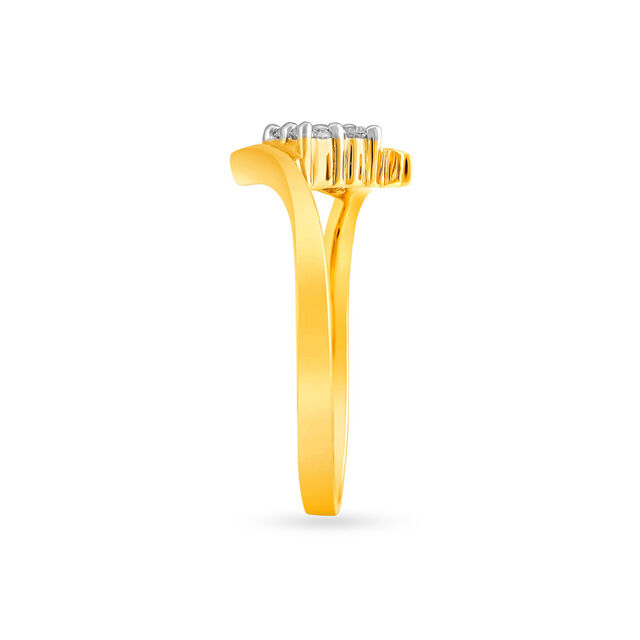Minimalist Diamond Finger Ring