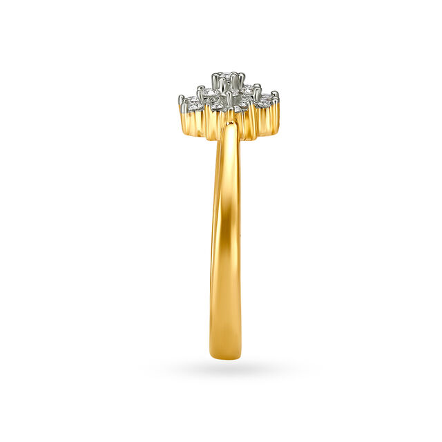 Sparkling Snowflake Diamond Finger Ring 3