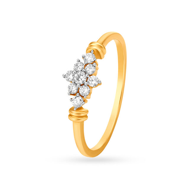 Scintillating 18 Karat Gold And Diamond Ring 