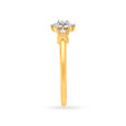Scintillating 18 Karat Gold And Diamond Ring 3