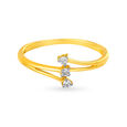 Demuring Diamond Trio In 18 Karat Gold Ring 2