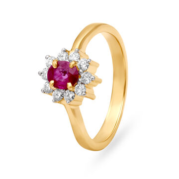 Dreamy 18 Karat Yellow Gold And Diamond Star Finger Ring