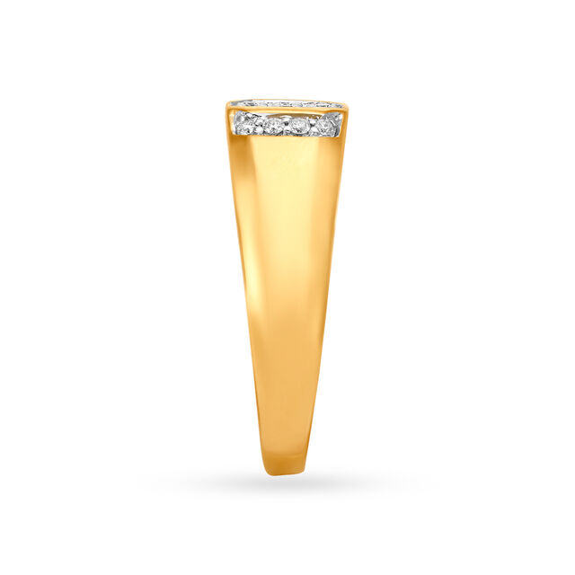 Brilliant 18 Karat Gold And Diamond Finger Ring,,hi-res 3