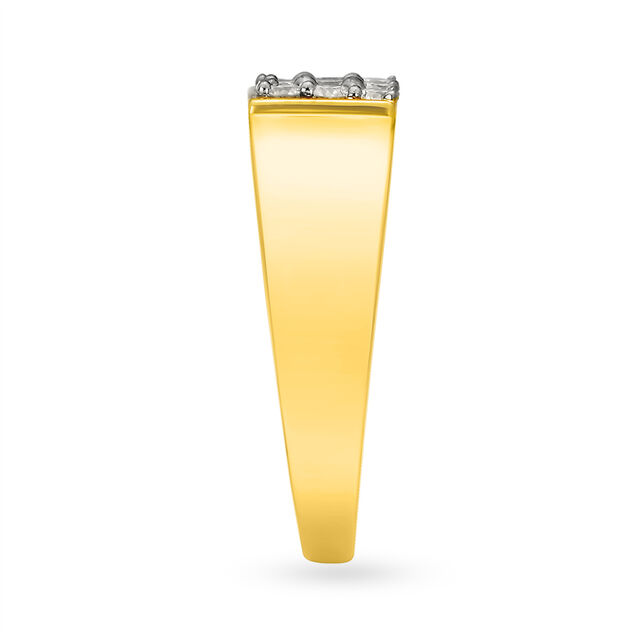 Sophisticated Diamond Ring For Men 3