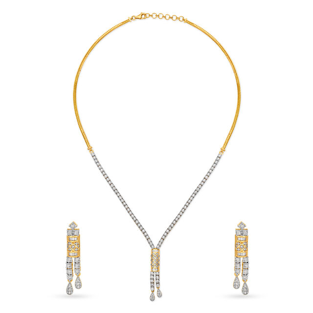 Classy Diamond Necklace Set