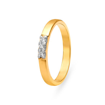 Simplistic 18 Karat Yellow Gold And Diamond Finger Ring