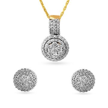 Brilliant Diamond Pendant and Earrings Set